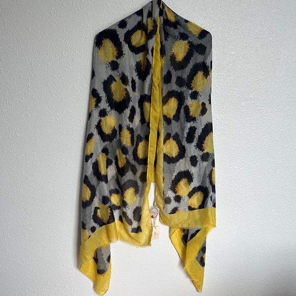 Nadine West Accessories - Nadine West Yellow and Black Scarf